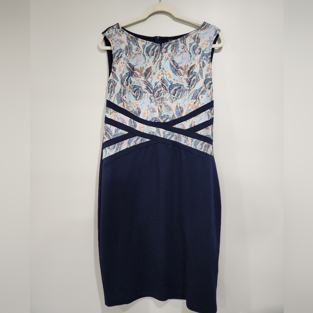 XL women dress in blue with beautiful design top